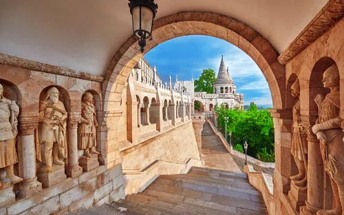 Blick auf die alte Fischerbastei in Budapest