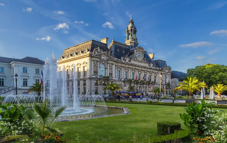Rathaus am Jean Jaures Platz in Tours