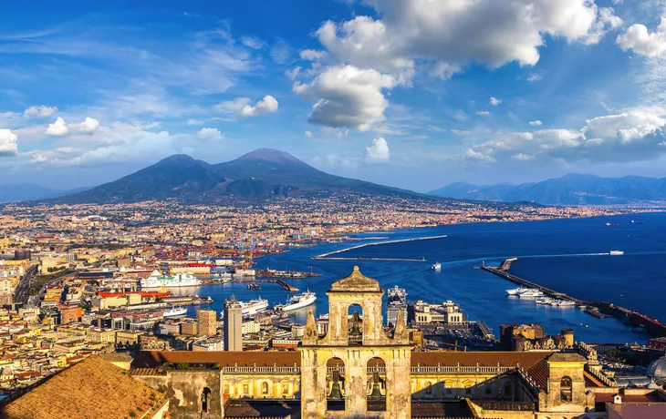 Neapel und der Vesuv in Italien