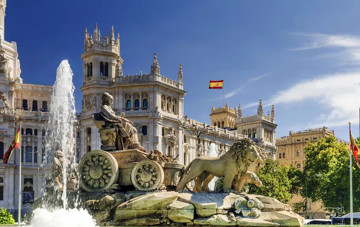 Brunnen von Cibeles auf dem Plaza de Cibeles in Madrid