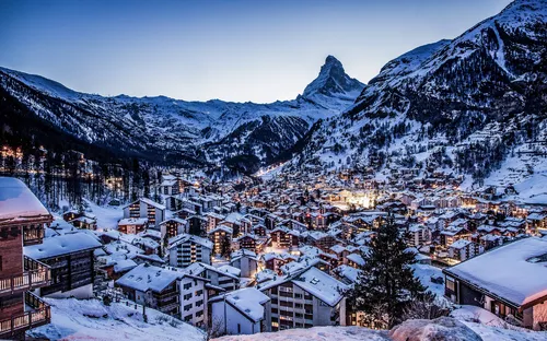 Aussicht auf den Matterhorngipfel von Zermatt