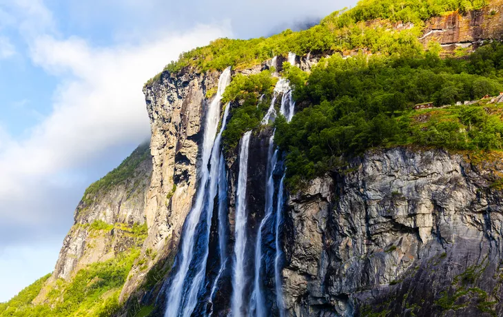 Sieben Schwestern - Wasserfall im Geirangerfjord
