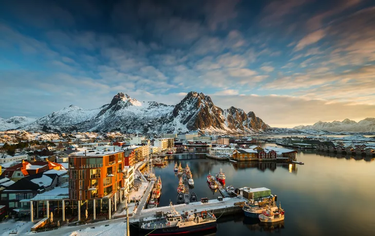 Hafen von Svolvaer auf den Lofoten