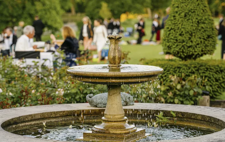 Glyndebourne Festival Brunnen