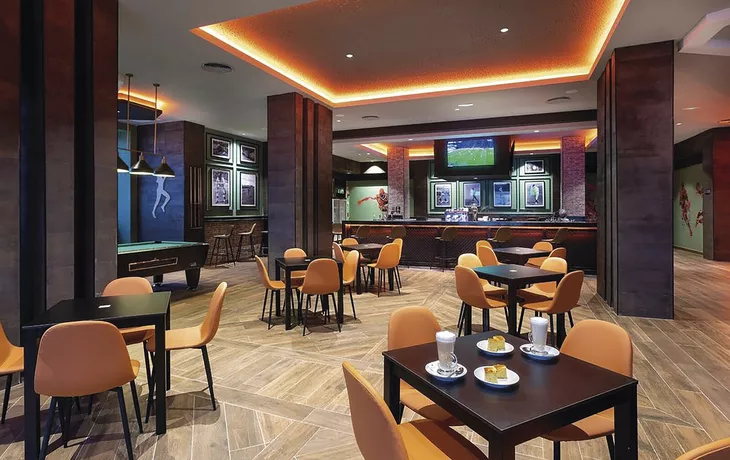 RIU Karamboa - Bar Sportsbar