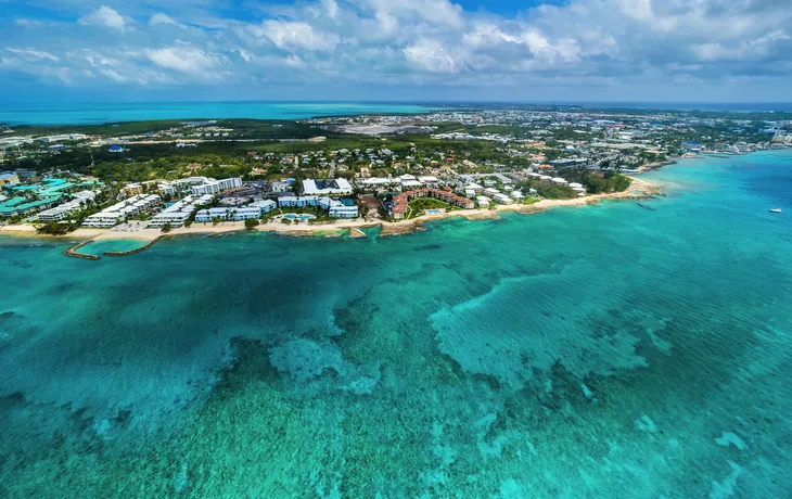 Insel Grand Cayman mit der Hauptstadt George Town