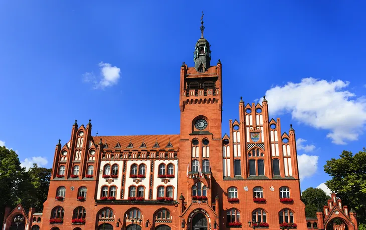 neugotisches Rathaus in Słupsk
