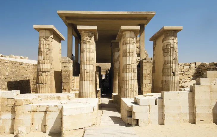 Saqqara, Tempel an der Stufenpyramide