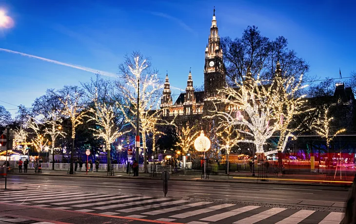 Christkindlmarkt am Rathausplatz in Wien, Österreich
