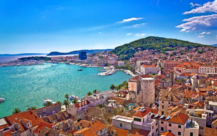 Split Waterfront und Marjan Blick auf den Hügel