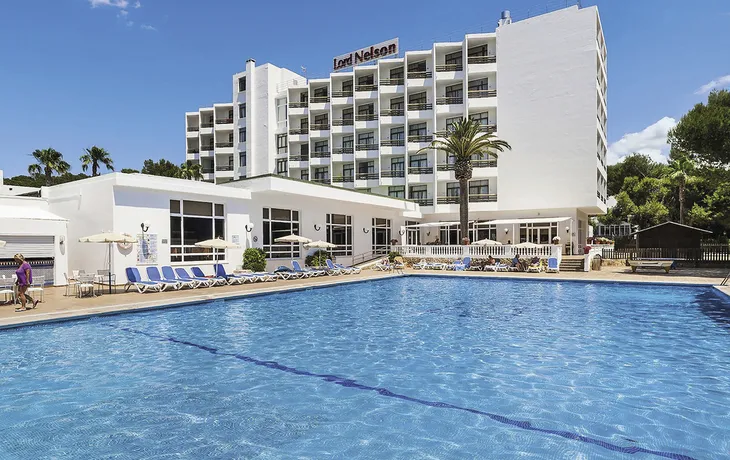 Hotel Globales Lord Nelson - Pool