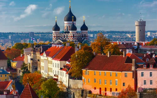 Panorama der Altstadt von Tallinn mit der Alexander-Newski-Kathedrale.